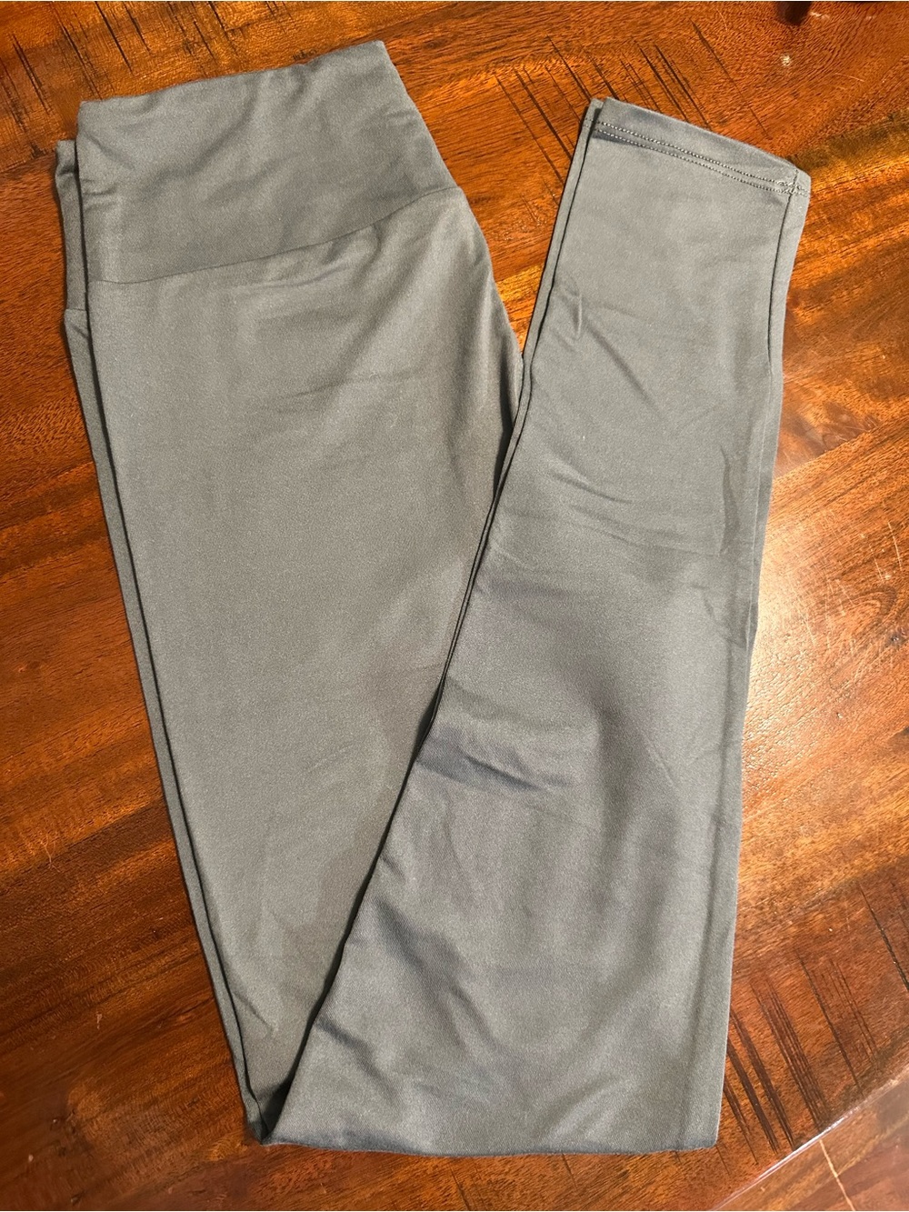 Women’s gray lularoe os leggings